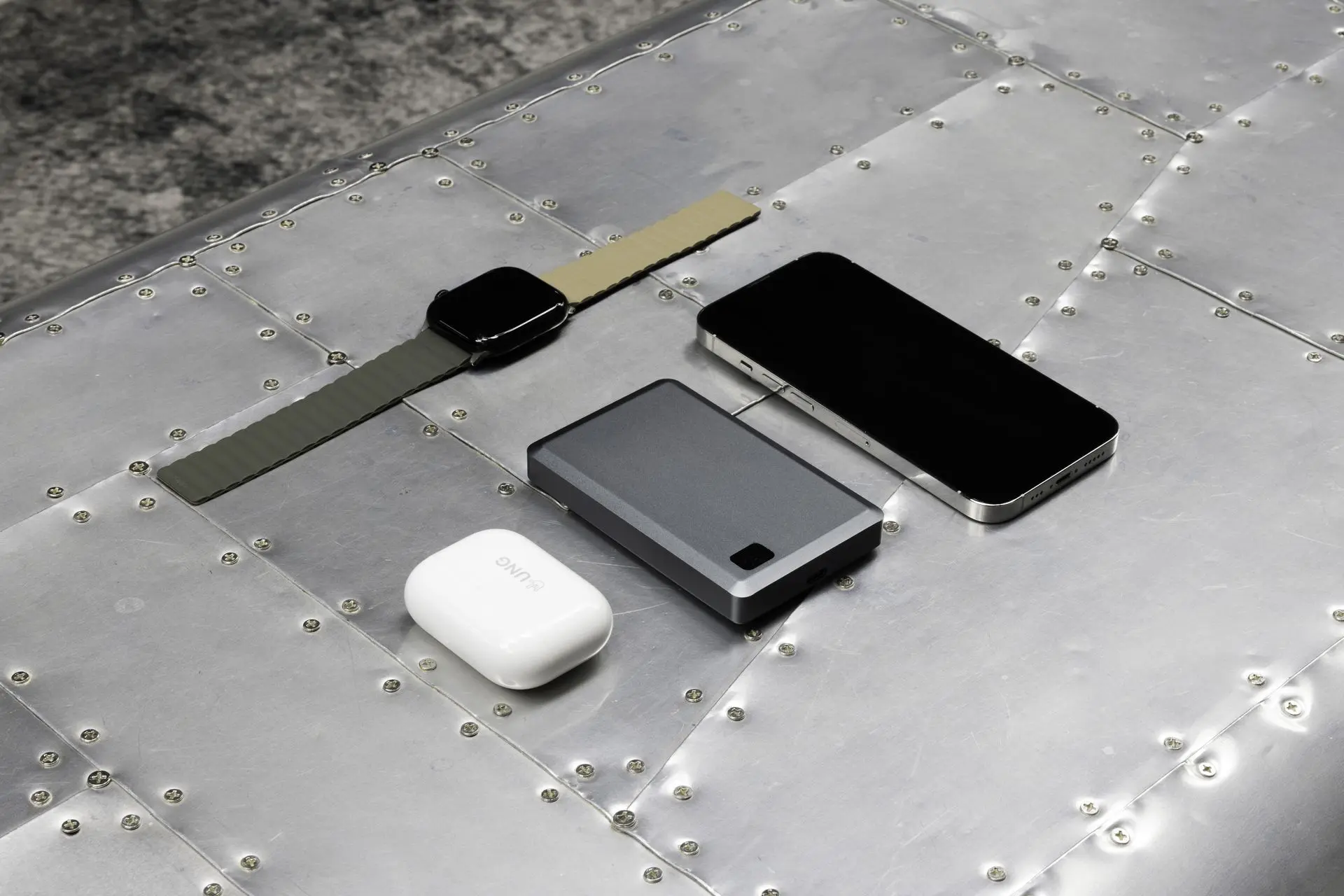 Brandcharger20Powerwave202201000020Lifestyle_2.webp